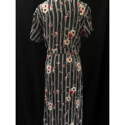 Women’s Rue 21 Long Striped/Floral Patterned V-Neck Dress Sz XL