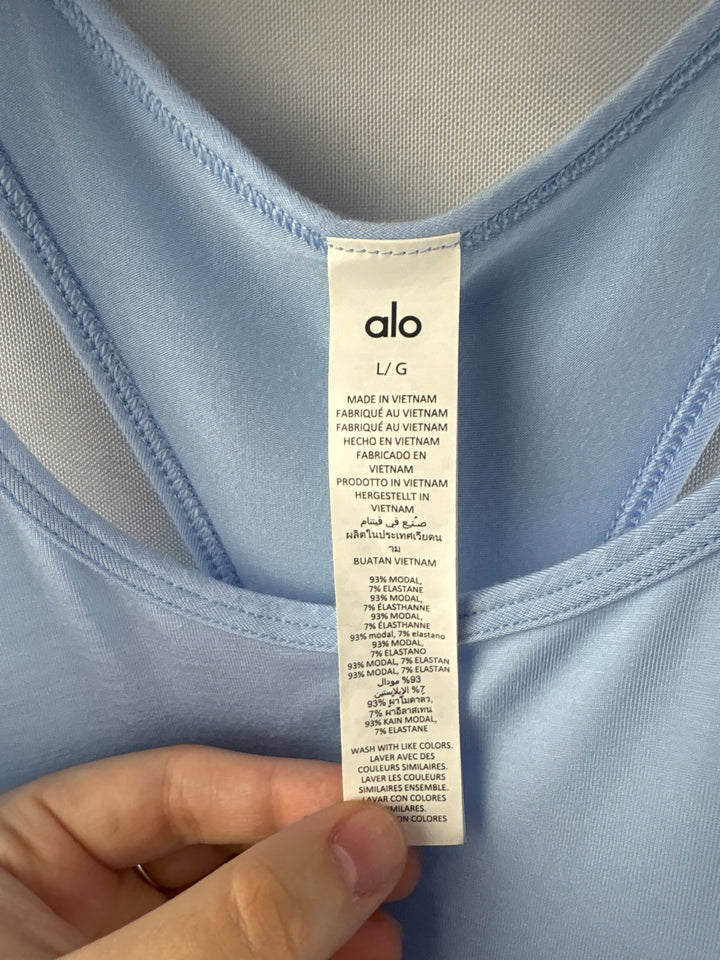 Women’s alo Large Sky Blue Racerback Sports Tank