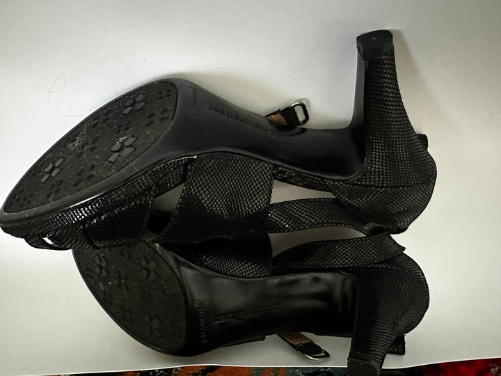 Naturalizer N5 Comfort Black Textured Strappy Heels