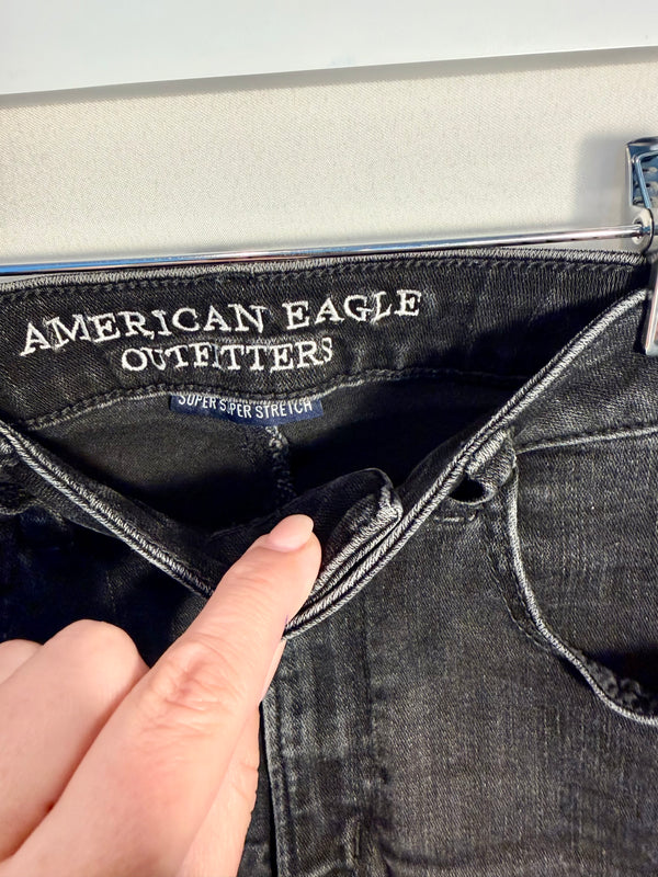 American Eagle Outfitters Super High Rise Shortie - Super Stretch Black Denim Cutoff Shorts Ladies Size 6