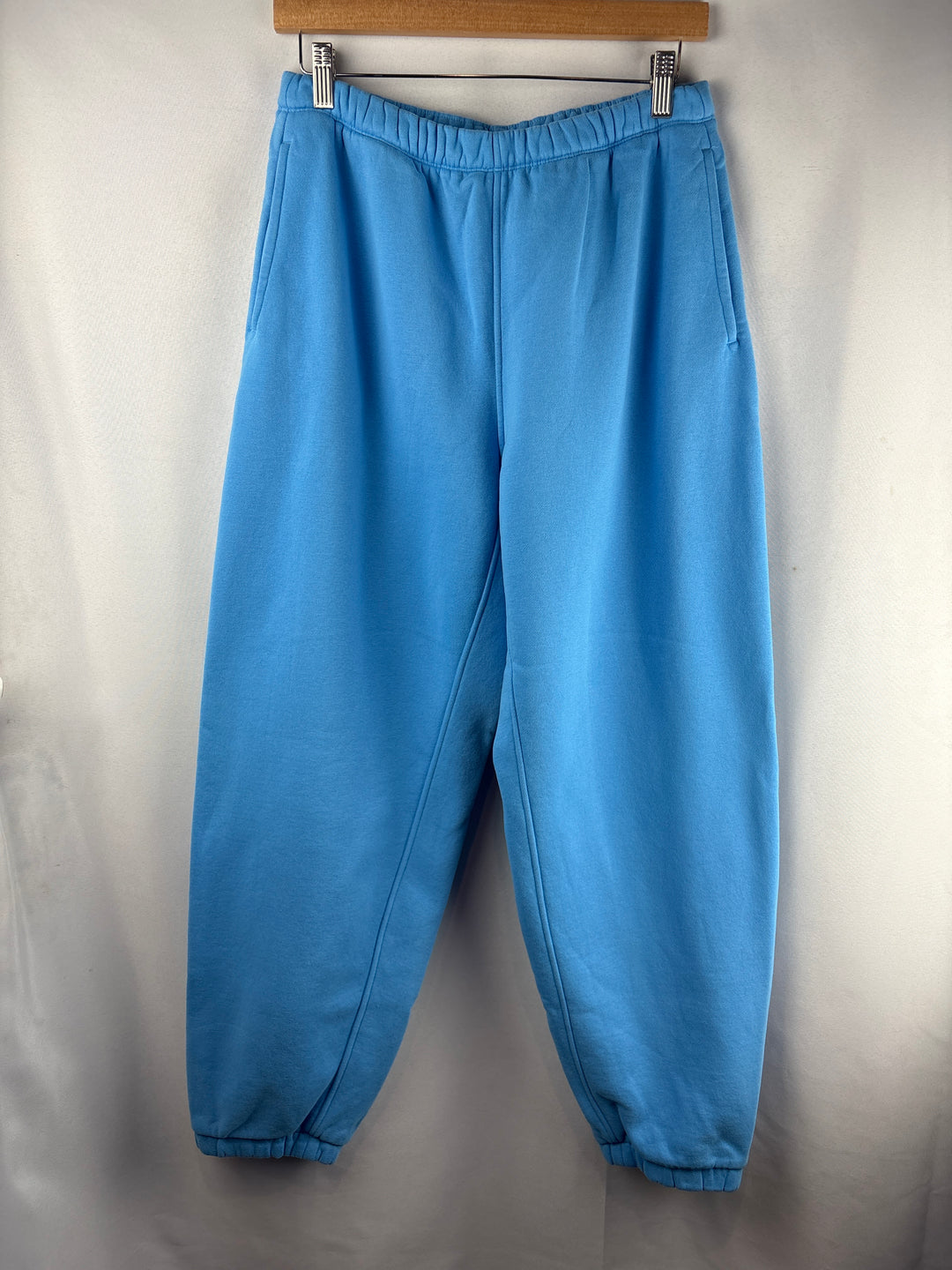 Women’s LuluLemon Medium Sky Blue Sweatpants