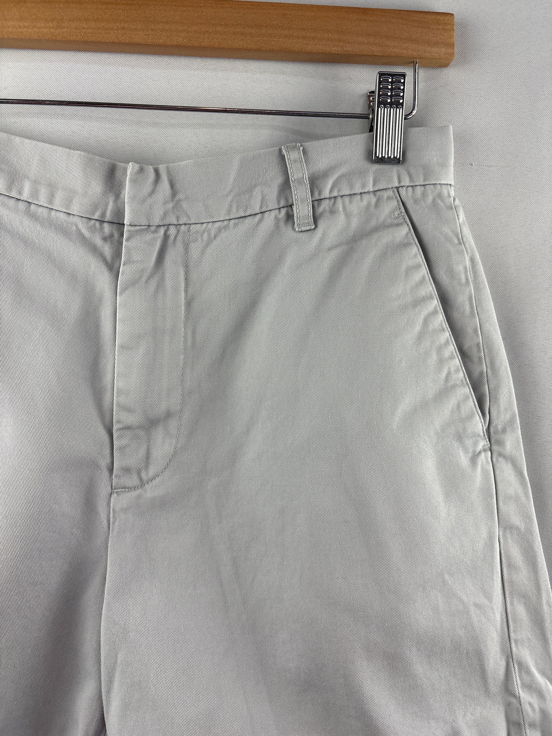 Women’s J.Crew Size 4 Pale Gray Chino Shorts