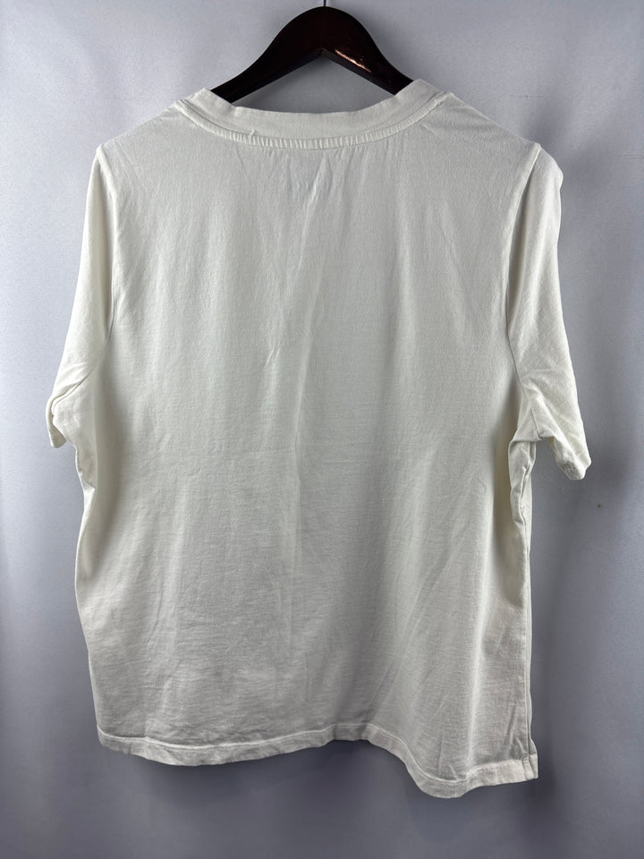 Women’s D&amp;Co. XL White V-Neck T-Shirt