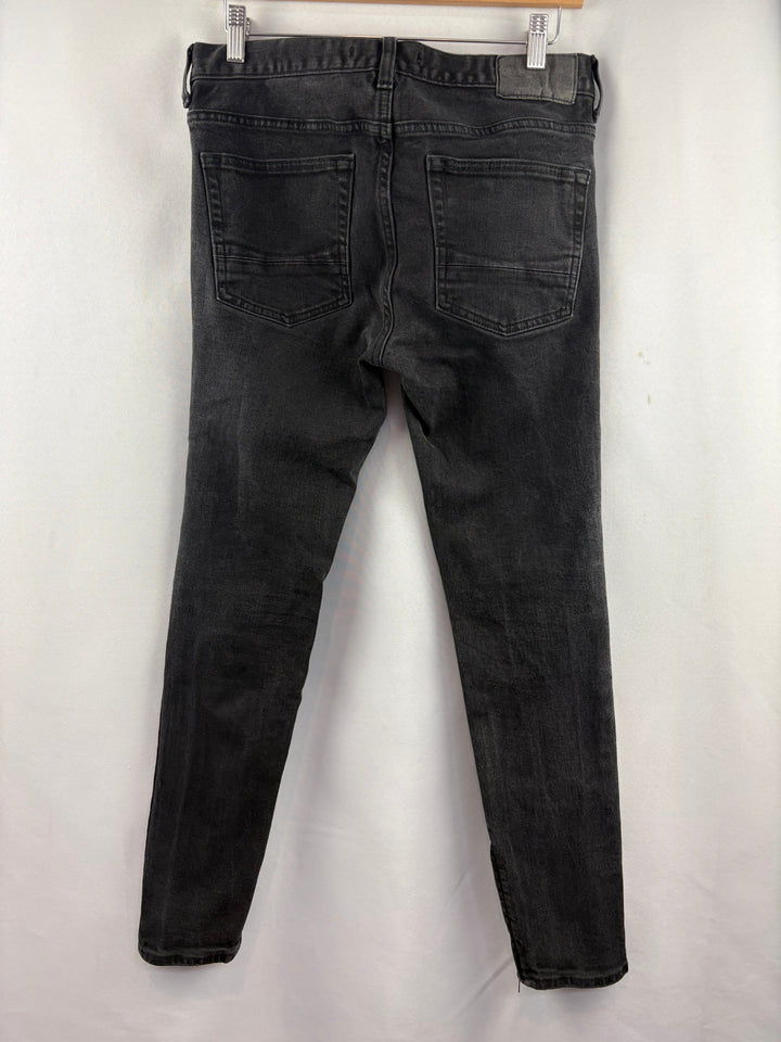 Women’s Pacsun Size 31x32 Black Distressed Skinny Jeans