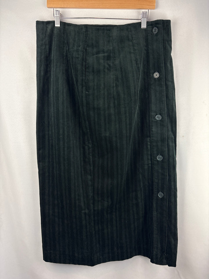 Women’s Worthington Size 16 Black Corduroy Skirt &amp; Blazer Set