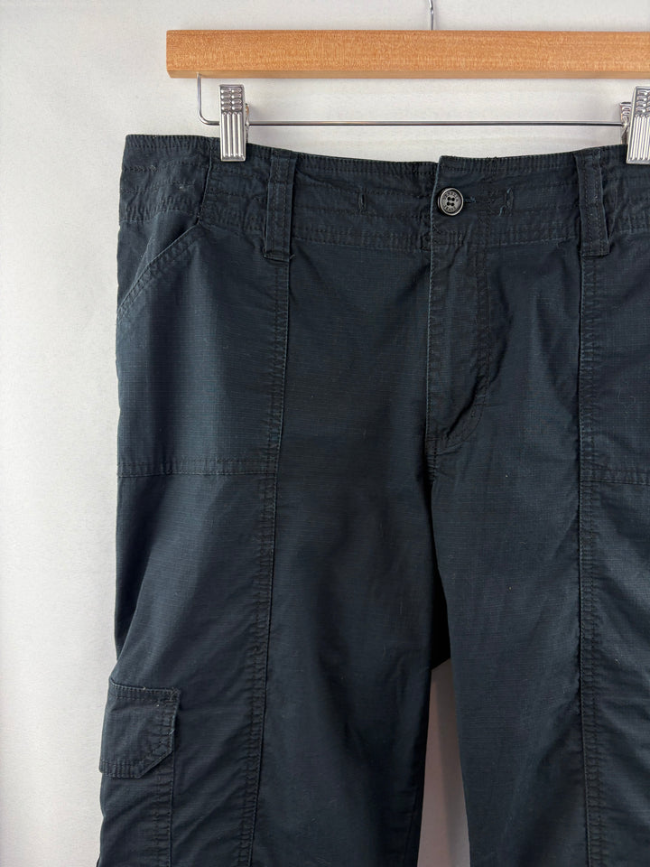 Women’s Venezia Size 14 Black Cargo Capris