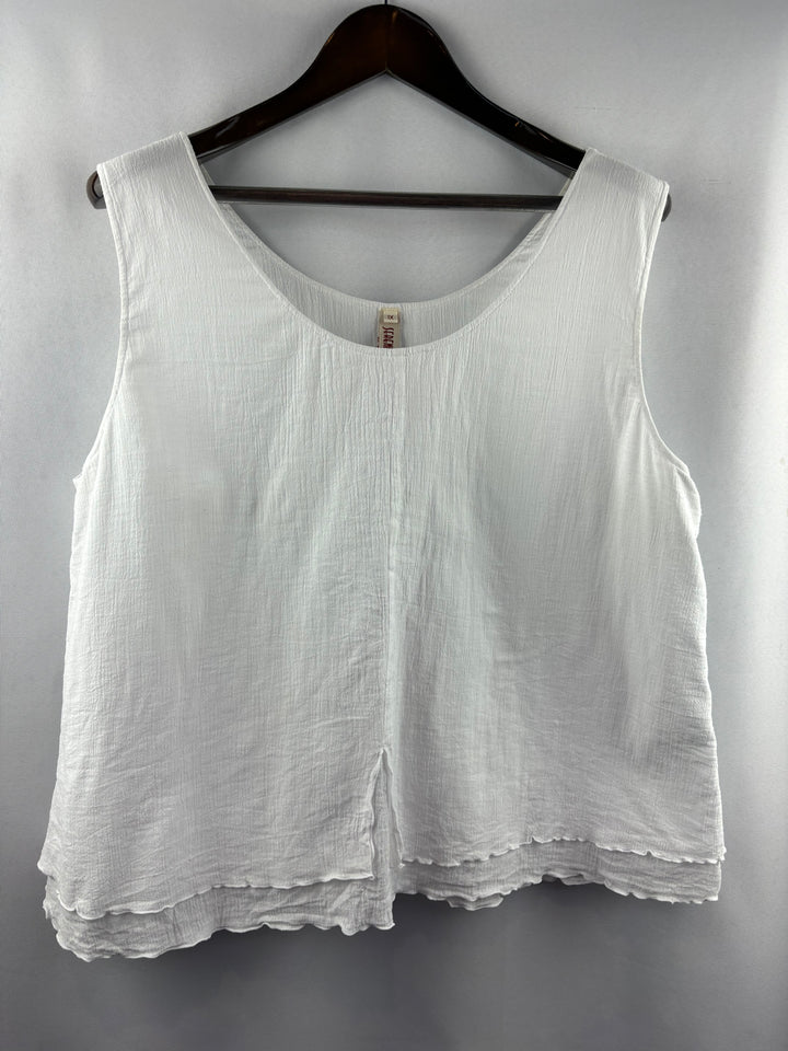 Women’s Serendipity Size 1X White Tank Blouse