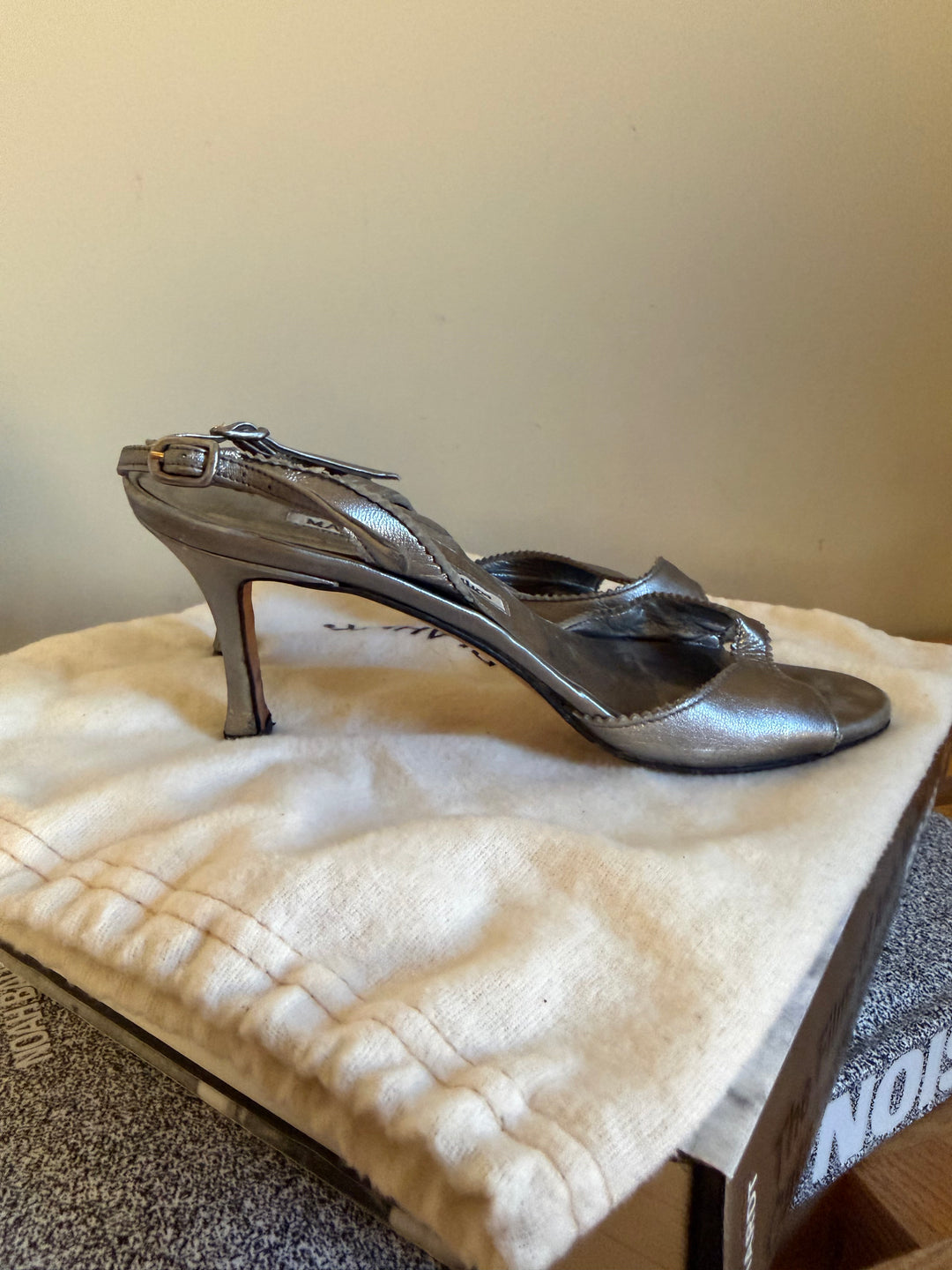 Vintage Manolo Blahnik Metallic Silver Slingback Heels 37