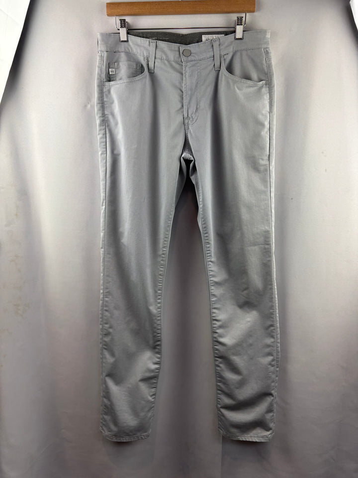 Men’s AG Los Angeles Size 32x34 Light Gray Slacks