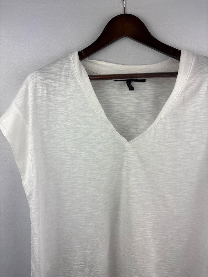 Women’s White House Black Market XL White T-Shirt