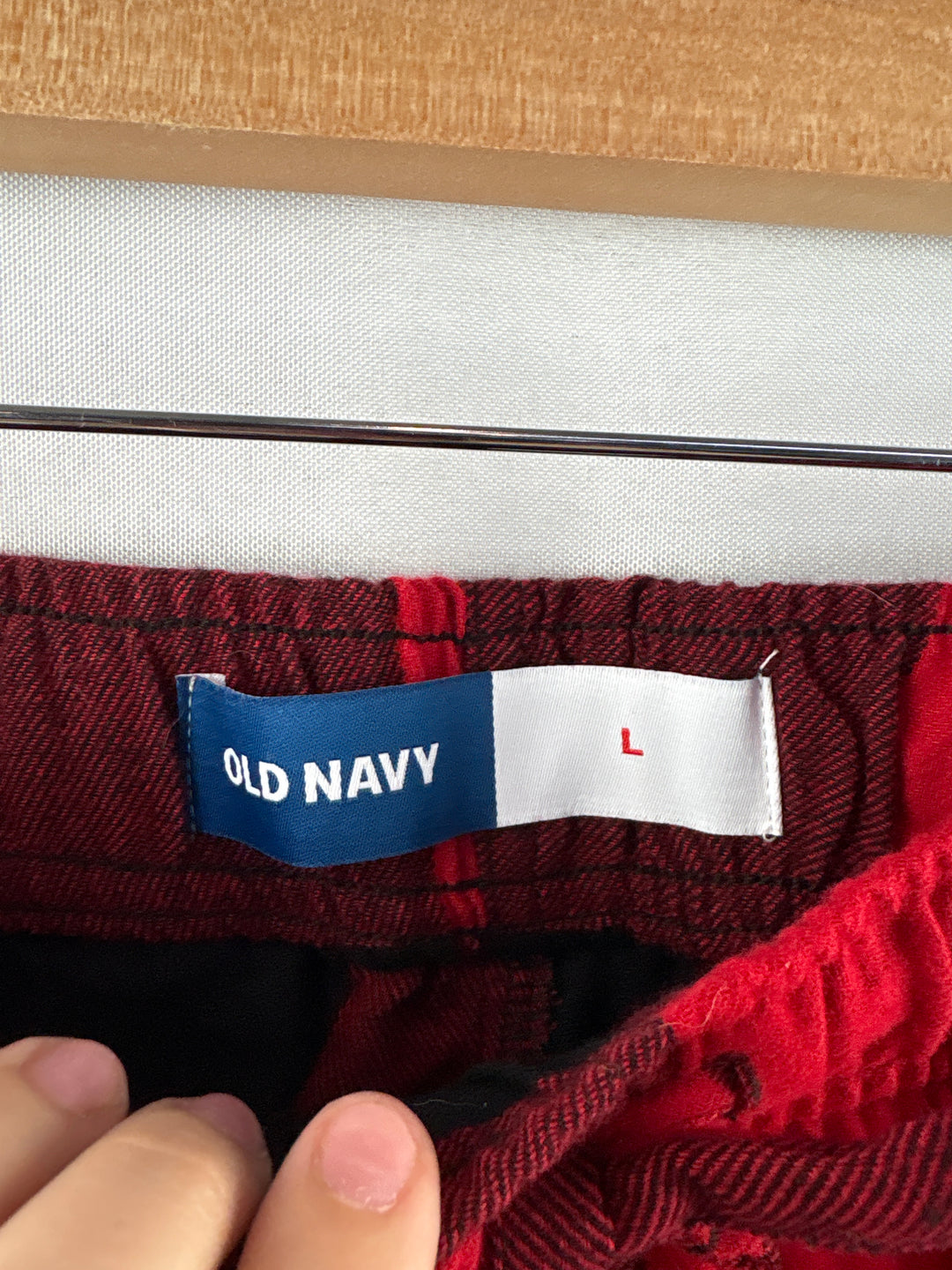 Unisex Old Navy Large Red &amp; Black Plaid Pajama Pants