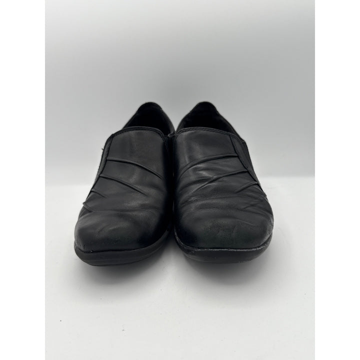 Clarks Womens Black Leather Heeled Loafers Size 6.5