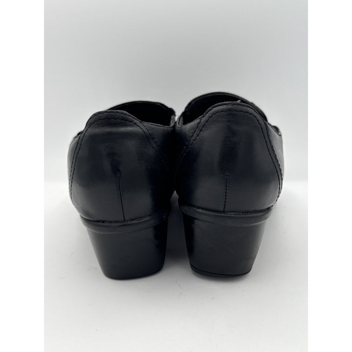 Clarks Womens Black Leather Heeled Loafers Size 6.5