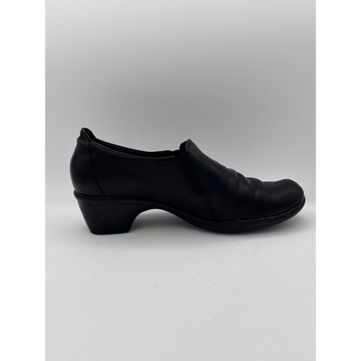 Clarks Womens Black Leather Heeled Loafers Size 6.5