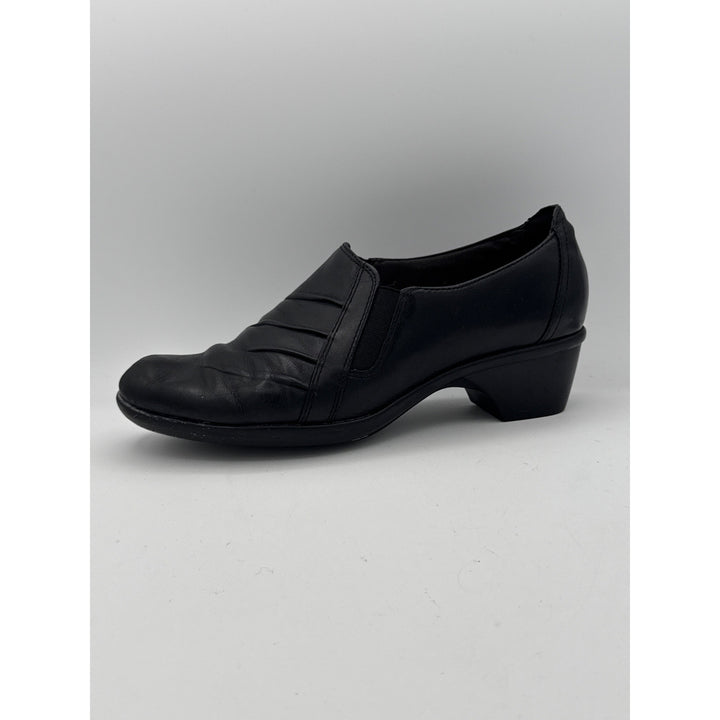 Clarks Womens Black Leather Heeled Loafers Size 6.5