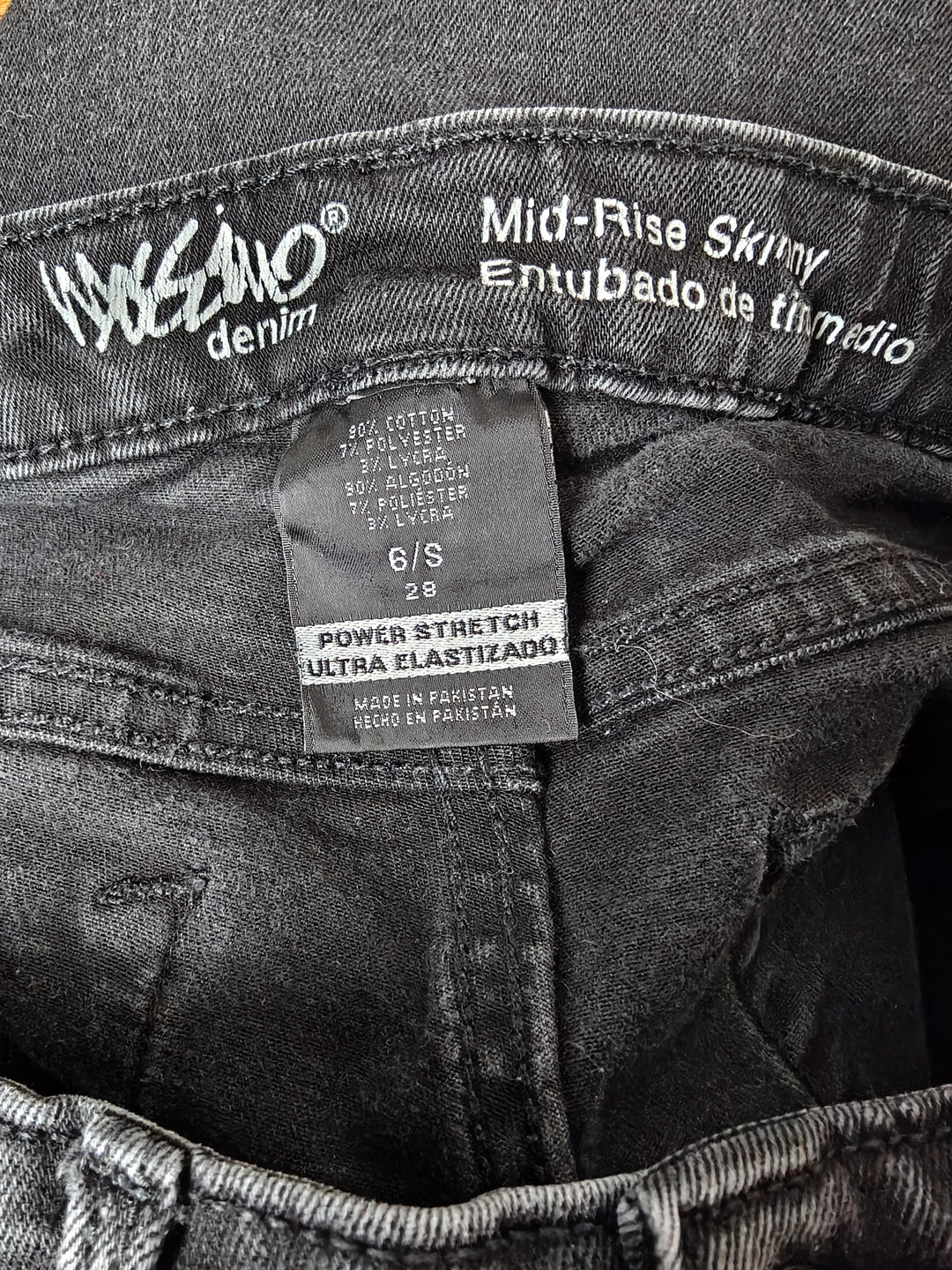 Women Mossimo Denim Skinny Jeans Black Size 6 Short