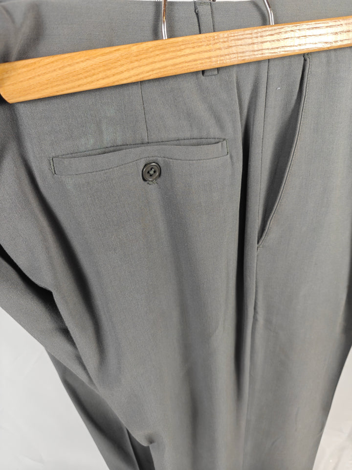 Men’s JHANE BARNES Dress Pants Gray Size 38