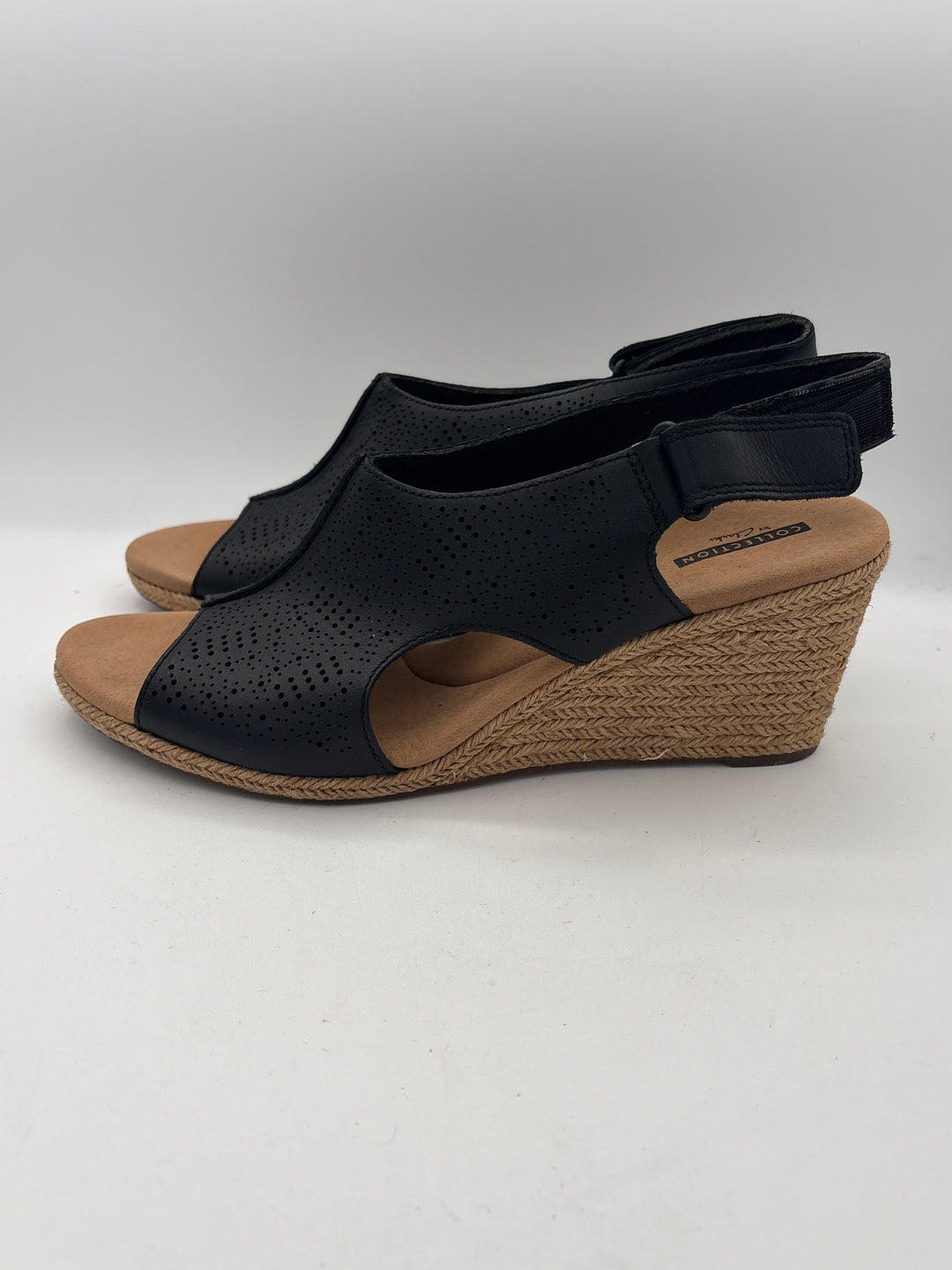 Women’s Clark’s Size 10 Black Leather Wedge Sandals