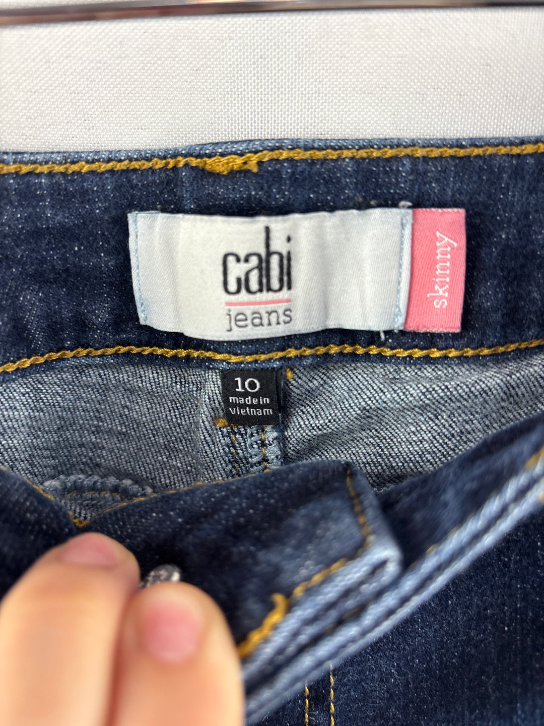 Women’s Cabi Size 10 Dark Blue Skinny Jeans