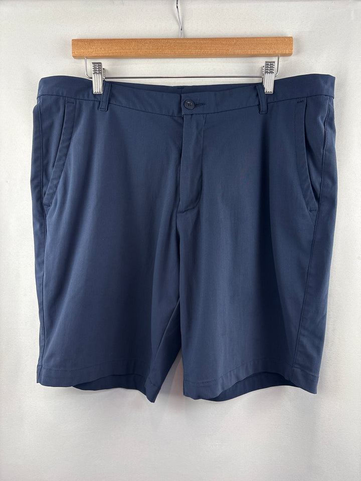 Men’s Straight Down Size 36 Navy Blue Golf Shorts