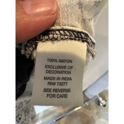 Black & White Floral Print Xhilaration Womens Romper Medium