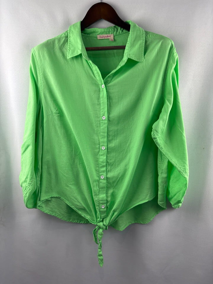 Women’s Fresh Produce Size 1X Leaf Green Button Up