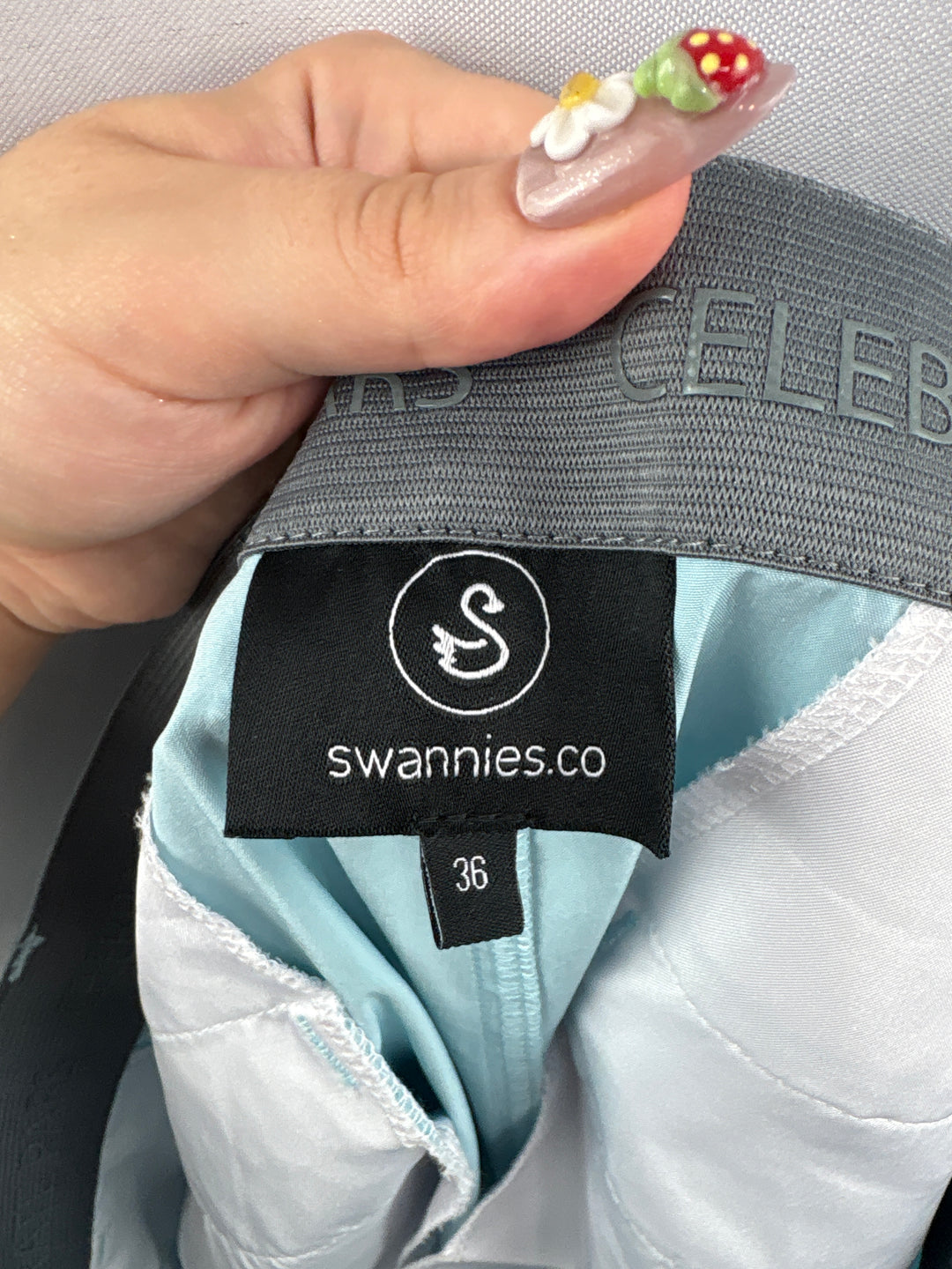 Men’s Swannies Size 36 Sky Blue Golf Shorts