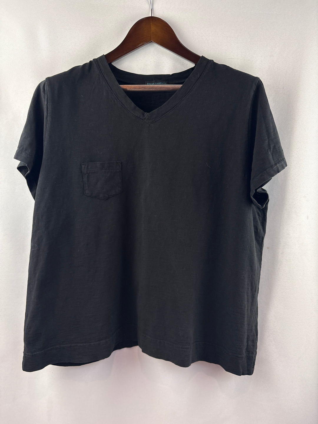 Women’s Fresh Produce Size 2X Black T-Shirt