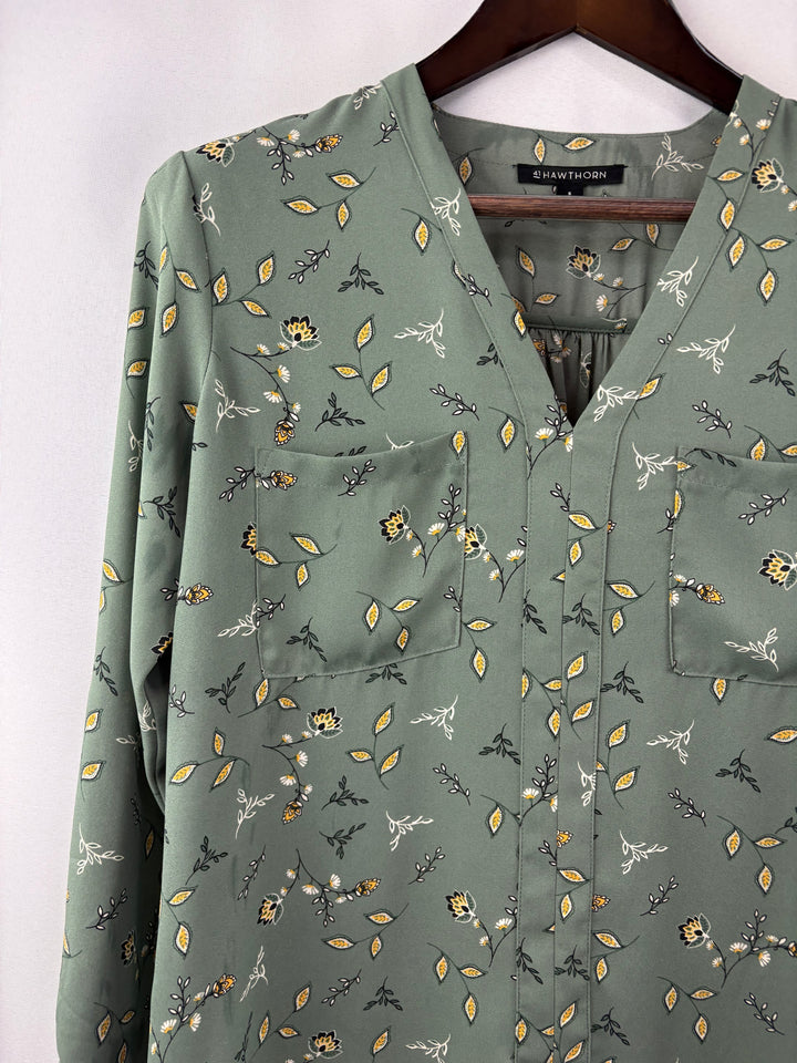 Women’s 41 Hawthorne Small Sage Green Floral Blouse