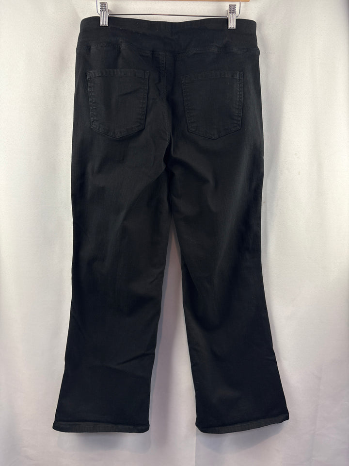Women’s Belle Kim Gravel Size 14 Black Studded Straight Leg Jeans
