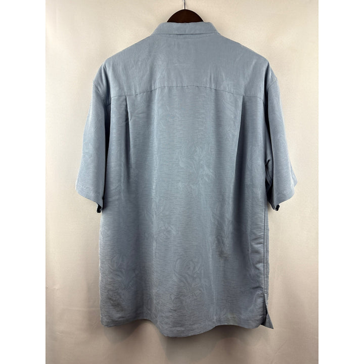 Men’s Cutter & Buck Large Light Blue Short Sleeve Button Up w/ Floral Embroidery