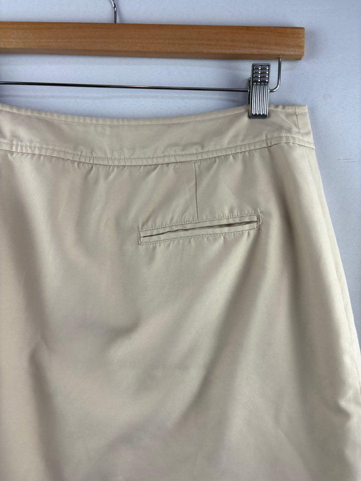 Women’s Izod Size 6 Khaki Sports Skort