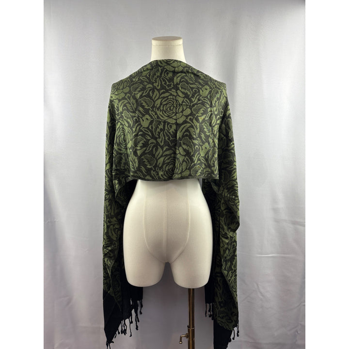 Elegant Green & Black Rose Patterned Scarf Shawl Wrap