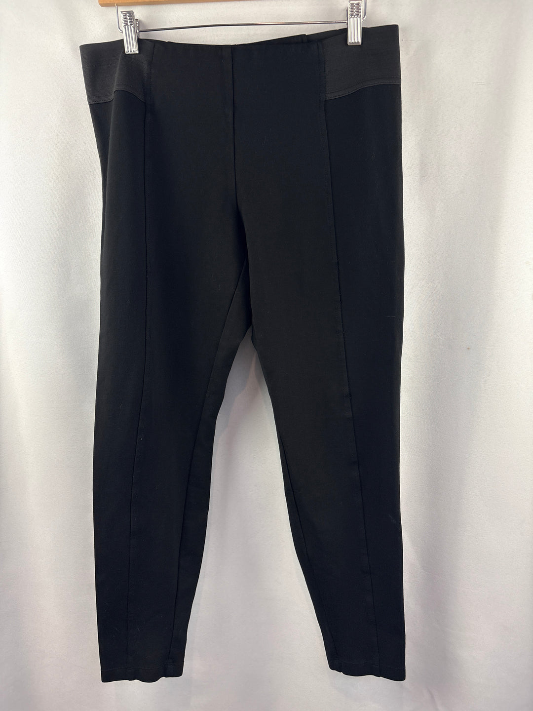 Women’s Bar lll Size XL Black Stretch Slacks