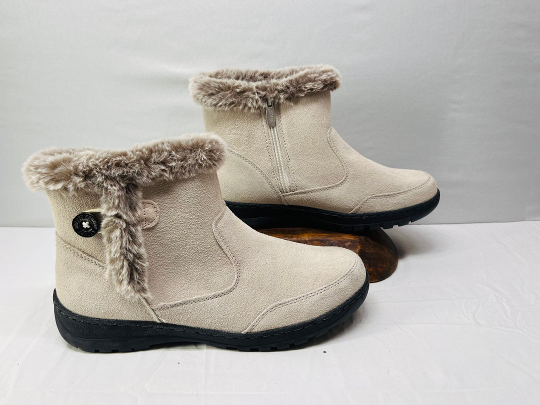 Khombu Women's Fur Lined Winter Boots Waterproof Cold Weather Snow Boots Size 9