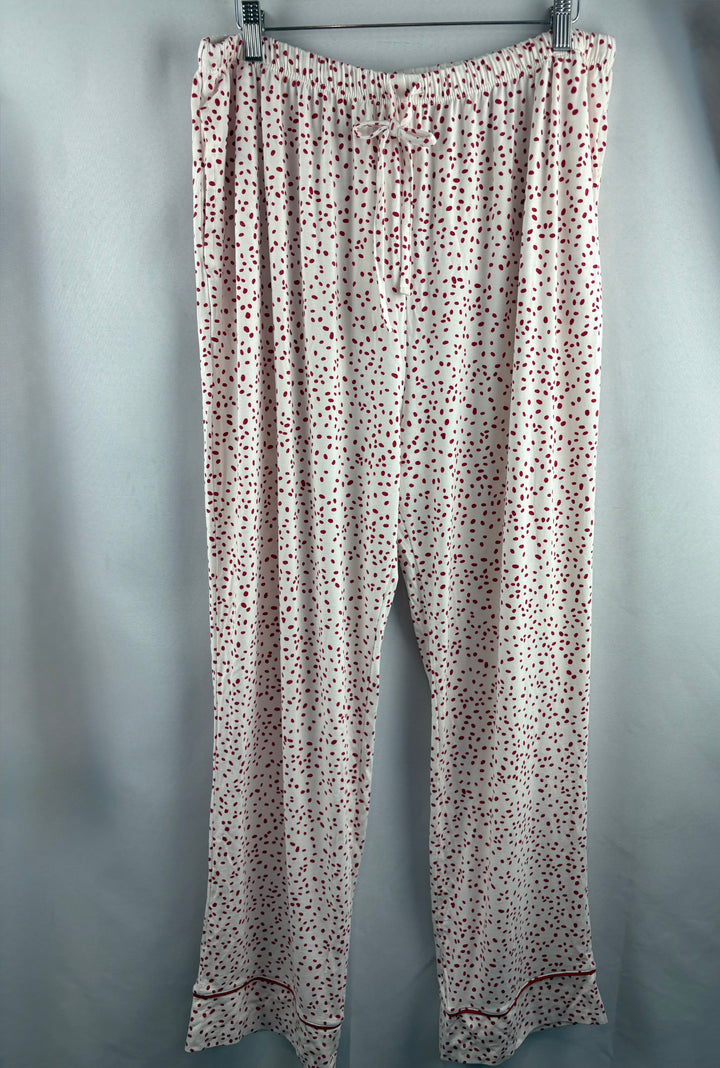 Women’s The Cat’s Pajamas Size 1X White w/ Red Dots PJ Set