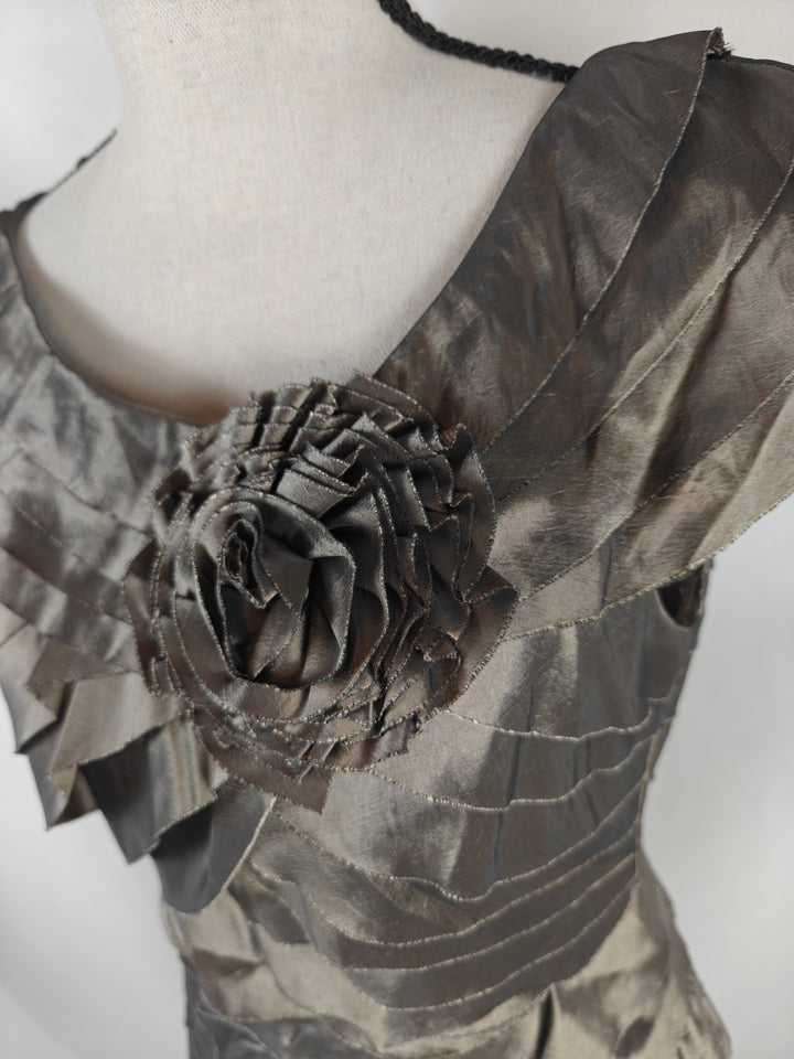 Women’s London Times Tiered Ruffle Rosette Cocktail Dress Silver Size 6