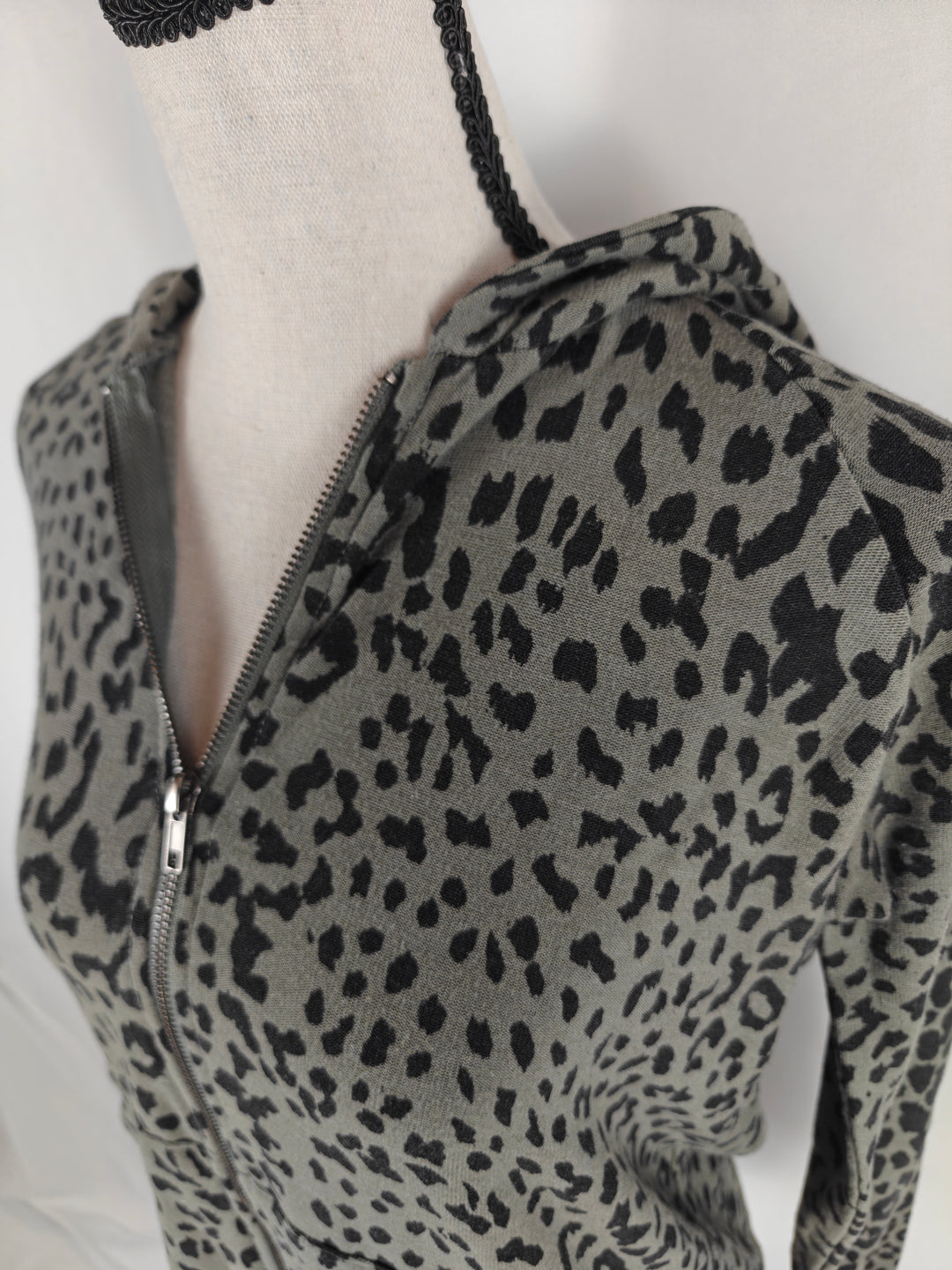 Women Chaser Zip Hoodie Gray Leopard Print Medium