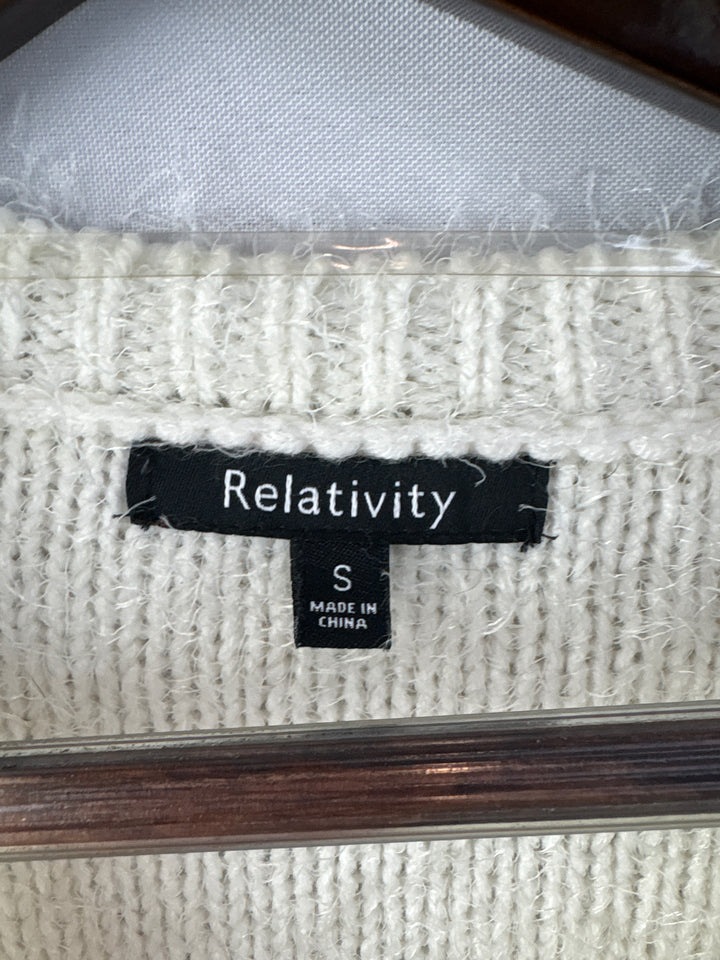 Women’s Relativity Small Cream Fuzzy Knit Sweater