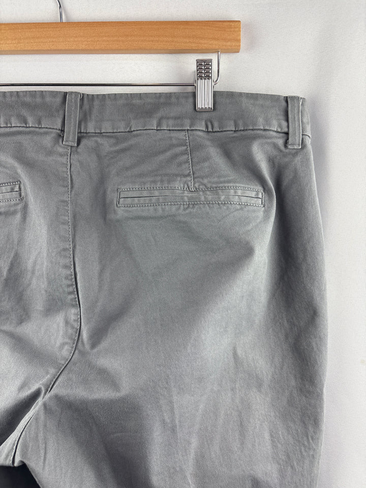 Women’s Old Navy Size 16 Gray Boot-Cut Pants