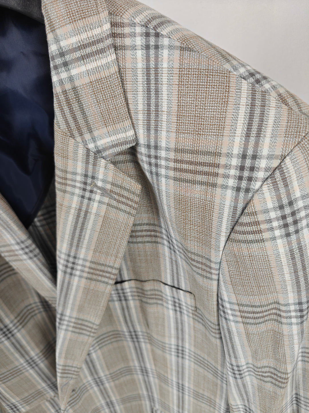 Men’s Tasso Elba Blazer Tan Plaid XL