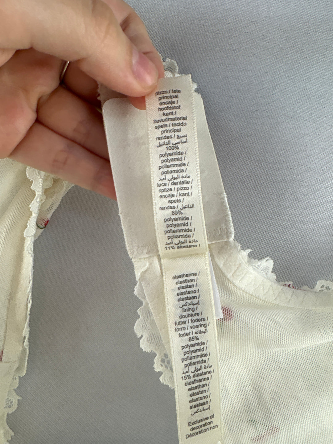 Women’s Skims Size 38DD Lace Cream Cherry Patterned Bra