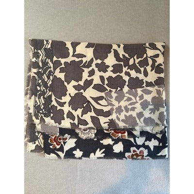 Women’s Vintage Floral Patterned Small Fringe Scarf