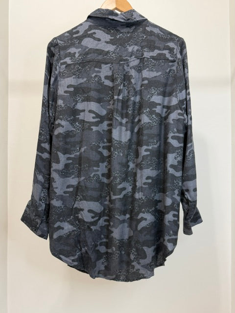 Torrid Lizzie Brushed Camo Print Button Front Shirt Sz1/ 1X/ 14-16