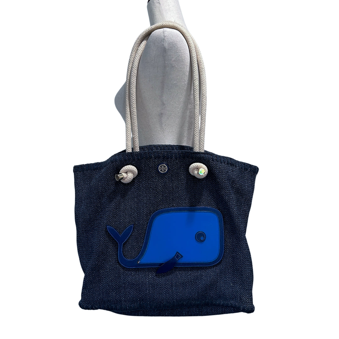Tory Burch Knotted Whale Beach/Pool Tote Handbag Purse Blue Canvas Nautical Preppy Whimsical Vacatio