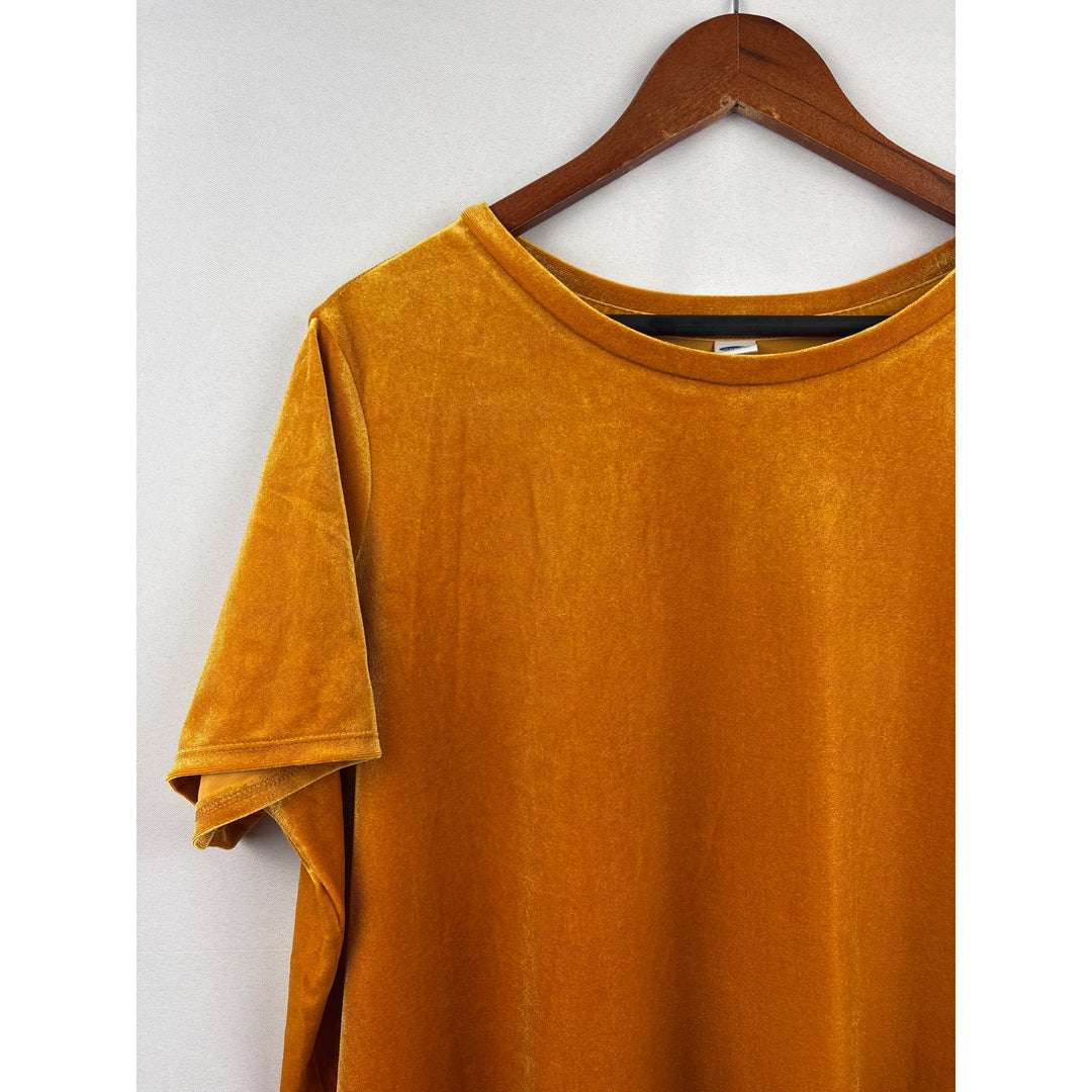 Women’s Old Navy Size 1X Gold Velvet Short Sleeve Shirt