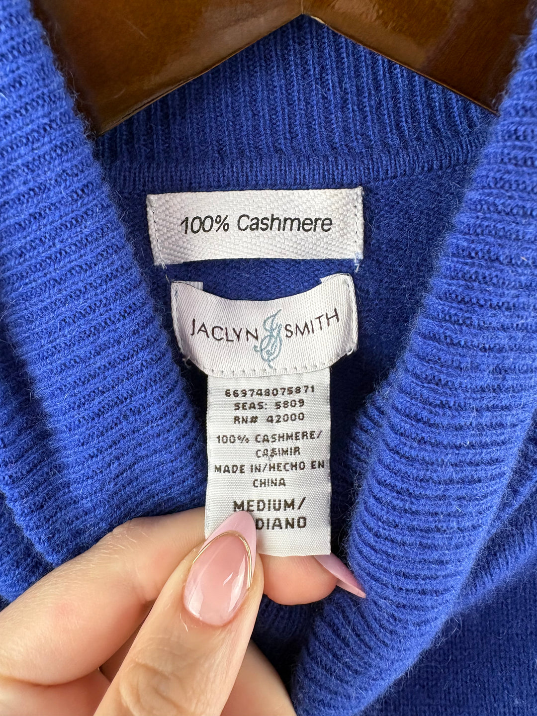 Women’s Jaclyn Smith Medium Royal Blue Turtleneck Sweater