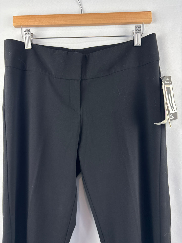 Women’s Kenneth Cole Size 6 Black Pleated Dress Pants