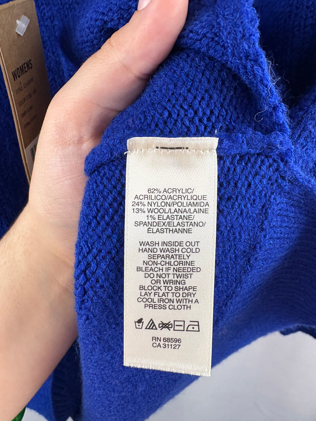 Women’s DKNY Jeans Small Blue Mockturtleneck Sweater