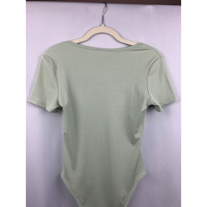 Women’s NWT Katch Me Green Sage Ribbed Bodysuit Size S/M